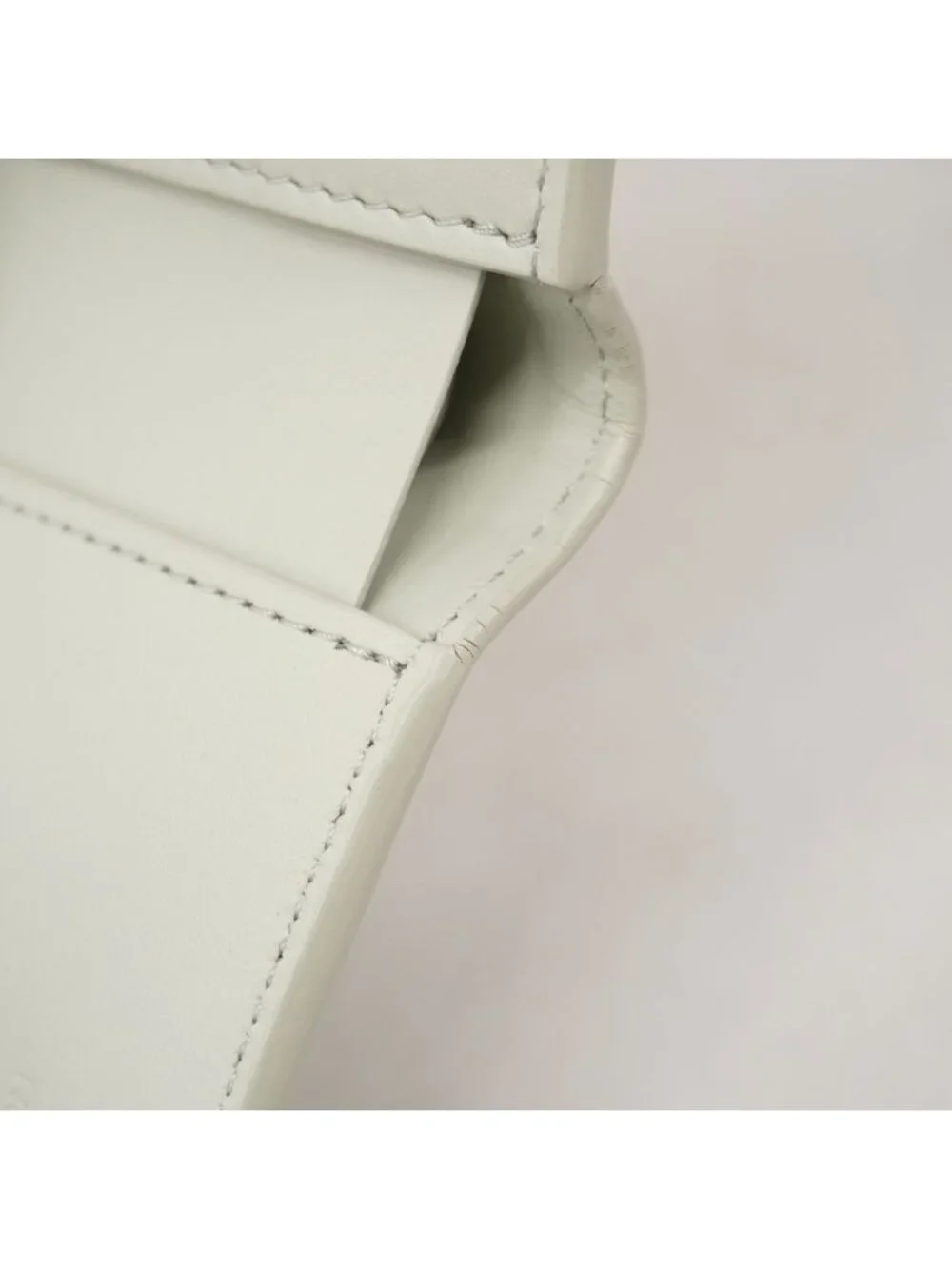 Louis Vuitton Billfold Monogram Taurillon Portefeuille Multiple Light Gray